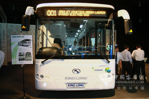 Гибридный автобус Kinglong начинает продаваться в Сингапуре