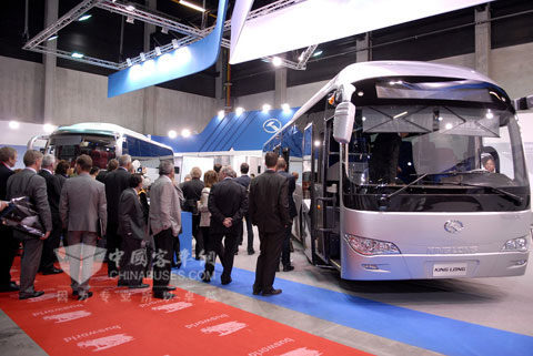 Усовершенствованные автобусы Kinglong выделяют Busworld Kortrijk