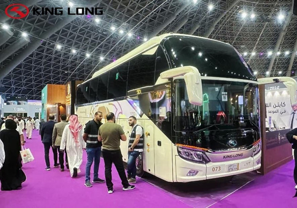 Longwin II представлен на конференции и выставке услуг хаджа и умры 2024 года в Саудовской Аравии.
        
